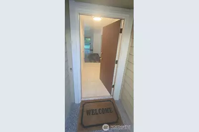 13821 SE Allen Road #B, Bellevue, WA 98006 - Photo 15