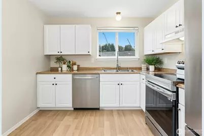 1808 225th Street SE, Bothell, WA 98021 - Photo 11