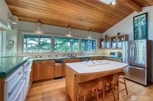 573 Harbor View Ln, Orcas Island, WA 98243 - Photo 13