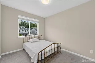 12911 Emerald Ridge Blvd E, Puyallup, WA 98374 - Photo 17