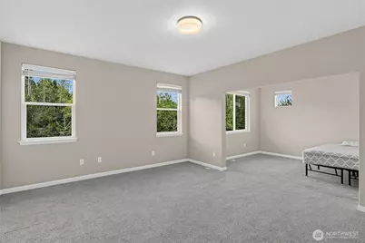 12911 Emerald Ridge Boulevard E, Puyallup, WA 98374 - Photo 13