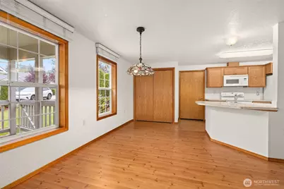 1410 Mark Twain Drive, Centralia, WA 98531 - Photo 11