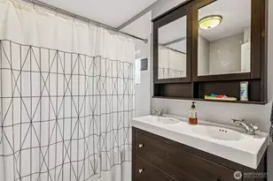7725 16th Ave NE, Seattle, WA 98115 - Photo 21
