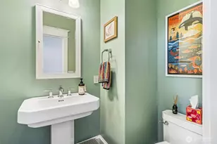 7725 16th Ave NE, Seattle, WA 98115 - Photo 15