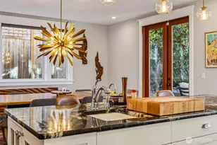 7725 16th Ave NE, Seattle, WA 98115 - Photo 13