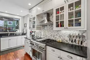 7725 16th Ave NE, Seattle, WA 98115 - Photo 11