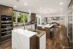 12750 NE 35th Pl, Bellevue, WA 98005 - Photo 9