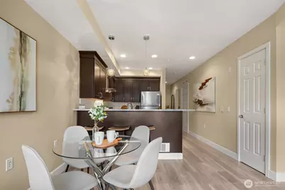 10047 Main Street #305, Bellevue, WA 98004 - Photo 25