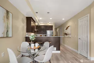 10047 Main St, Bellevue, WA 98004 - Photo 25