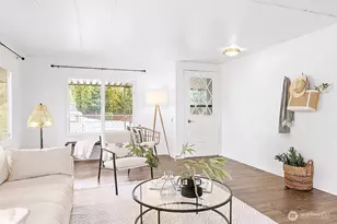 7031 NE 175th St, Kenmore, WA 98028 - Photo 3