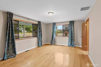 18228 SE 394th Street, Auburn, WA 98092 - Photo 9