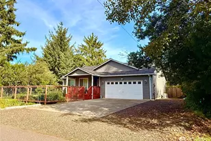 454 Sextans Ave SW, Ocean Shores, WA 98569 - Photo 1