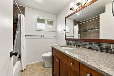 3566 Sunset Drive W, University Place, WA 98466 - Photo 21