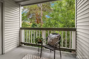 23339 Cedar Way, Mountlake Terrace, WA 98043 - Photo 9