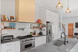 2714 N McCarver St, Tacoma, WA 98403 - Photo 9