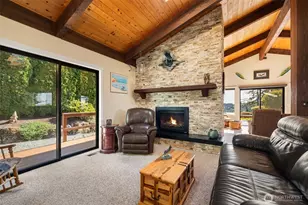 9001 Warren Dr NW, Gig Harbor, WA 98335 - Photo 17