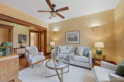 7 Harrison Street #2, Seattle, WA 98109 - Photo 3