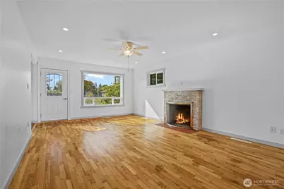 9015 Forest Ave SW, Lakewood, WA 98498 - Photo 5