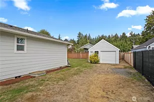 9015 Forest Ave SW, Lakewood, WA 98498 - Photo 23