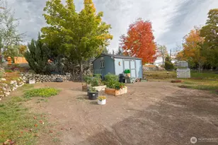 26 W Cherry Ave, Omak, WA 98841 - Photo 21