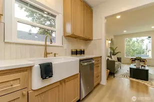 1415 S Grant Ave, Tacoma, WA 98405 - Photo 7