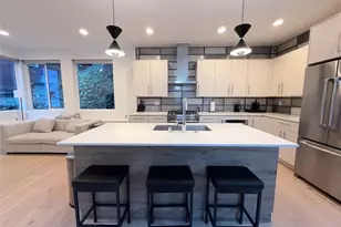 2617 3rd Ave W, Seattle, WA 98119 - Photo 7