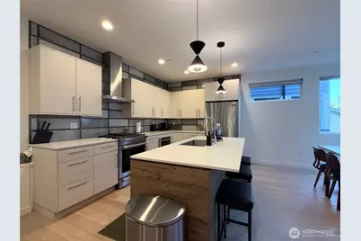 2617 3rd Avenue W, Seattle, WA 98119 - Photo 5