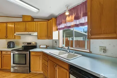12500 NE 197th Court, Bothell, WA 98011 - Photo 15