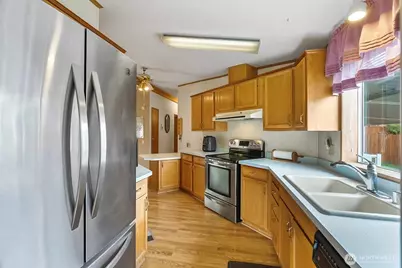 12500 NE 197th Court, Bothell, WA 98011 - Photo 17