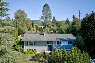 14 Crista Vista Dr, Cathlamet, WA 98612 - Photo 1
