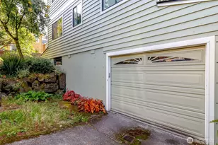731 N 94th St, Seattle, WA 98103 - Photo 35