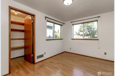 731 N 94th Street #8, Seattle, WA 98103 - Photo 23