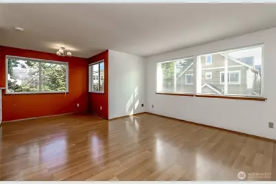 731 N 94th Street #8, Seattle, WA 98103 - Photo 9