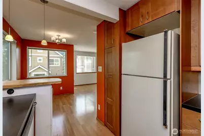 731 N 94th Street #8, Seattle, WA 98103 - Photo 17