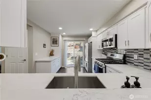 4662 Bedford Ave, Bellingham, WA 98226 - Photo 11
