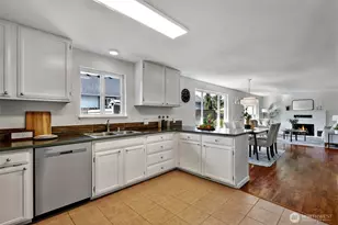 12103 Gibson Rd, Everett, WA 98204 - Photo 11