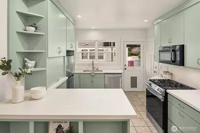 5108 Woodlawn Avenue N, Seattle, WA 98103 - Photo 11