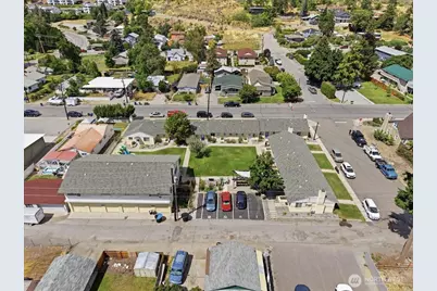 315 W Gibson Avenue, Chelan, WA 98816 - Photo 5