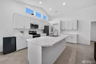 704 Regina Pl, Grandview, WA 98930 - Photo 9