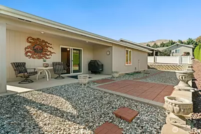 1838 Heritage Drive, Wenatchee, WA 98801 - Photo 5