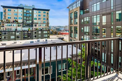2717 Western Avenue #8014, Seattle, WA 98121 - Photo 7