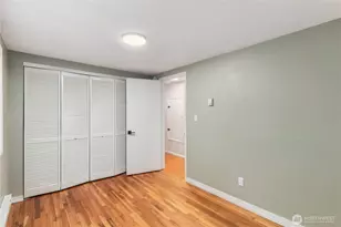18709 Ballinger Way NE, Lake Forest Park, WA 98155 - Photo 21