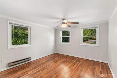 18709 Ballinger Way NE, Lake Forest Park, WA 98155 - Photo 23