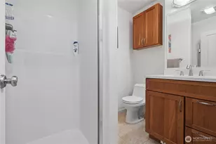101 NE Rainbow Pl S, Belfair, WA 98328 - Photo 17