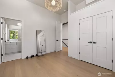 3454 33rd Avenue W, Seattle, WA 98199 - Photo 25