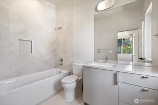 3454 33rd Ave W, Seattle, WA 98199 - Photo 23