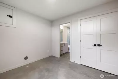3454 33rd Avenue W, Seattle, WA 98199 - Photo 31