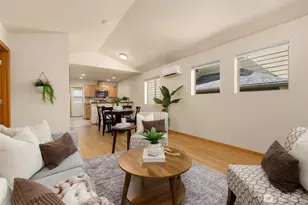 410 NE Hazelberry Ct, Poulsbo, WA 98370 - Photo 5