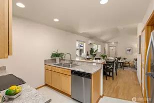 410 NE Hazelberry Ct, Poulsbo, WA 98370 - Photo 11
