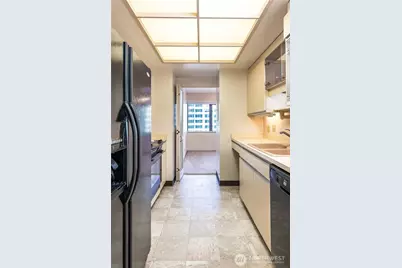 1301 Spring Street #8C, Seattle, WA 98101 - Photo 15
